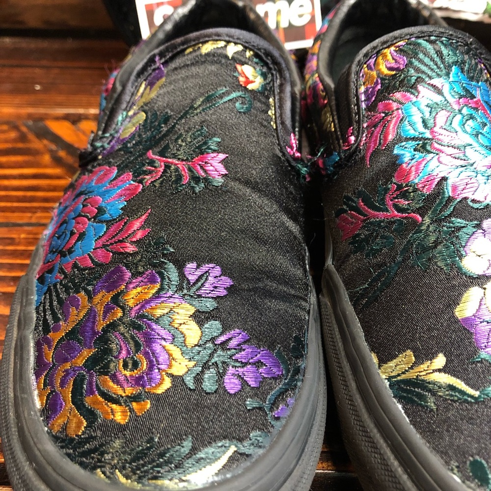 Vans Black Sneakers Classic Style - Picture 7 of 13